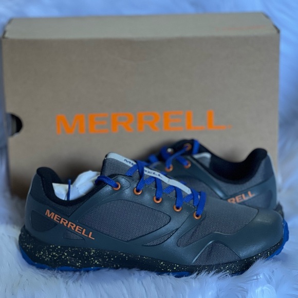 Brand new Merrell boys shoes - Picture 4 of 7